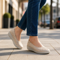VelouraStep | Αβίαστη κομψότητα που κρατά τα πόδια σας άνετα όλη μέρα | elesira