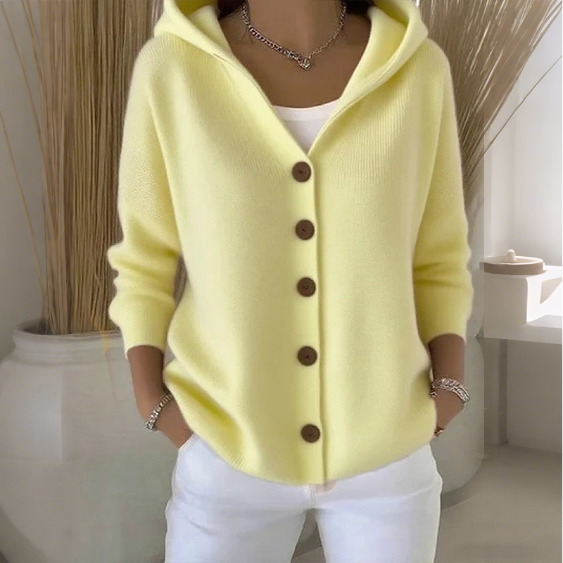 VeloraWeave Plush Hoodie | Omfavn fjærlett varme som fremhever alle kurver og gir stilen din frihet | elesira