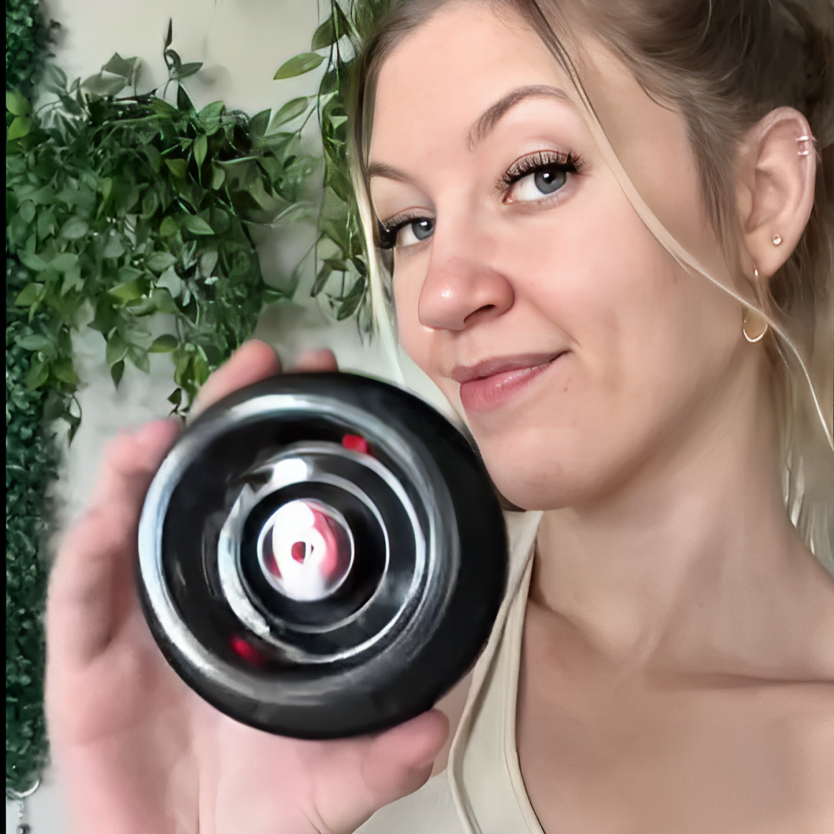 SkinSculpt | Cellulite einfach wegschmelzen lassen und schnell seidig glatte, modellierte Haut enthüllen | elesira
