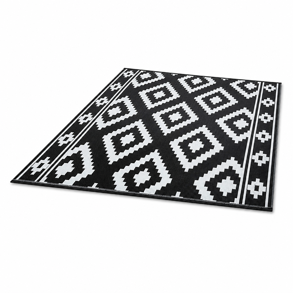 Weatherproof UV-Resistant Geometric Outdoor Rug | elesira
