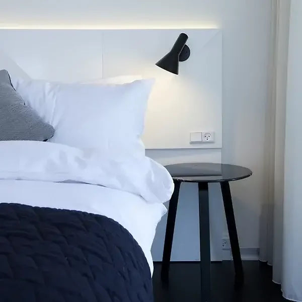 MinimalGlow – modern LED-es asztali lámpa letisztult kialakítással | elesira