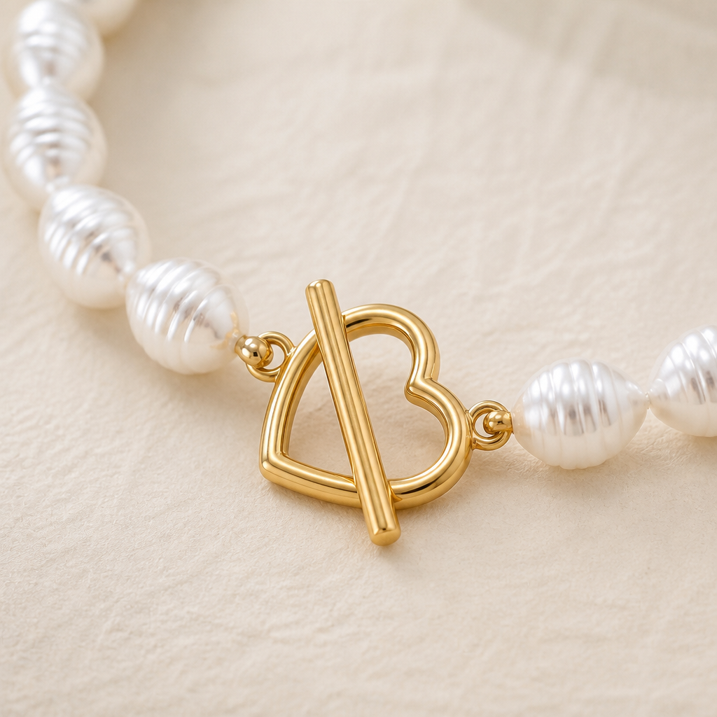 VeraLuxe – Triple-Strand Pearl Necklace Set with Gold Toggle Fastenings | elesira