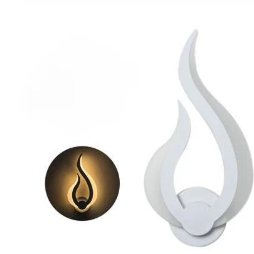 Candleflicker - Flame -shaped Wall lamp for soothing lighting | elesira