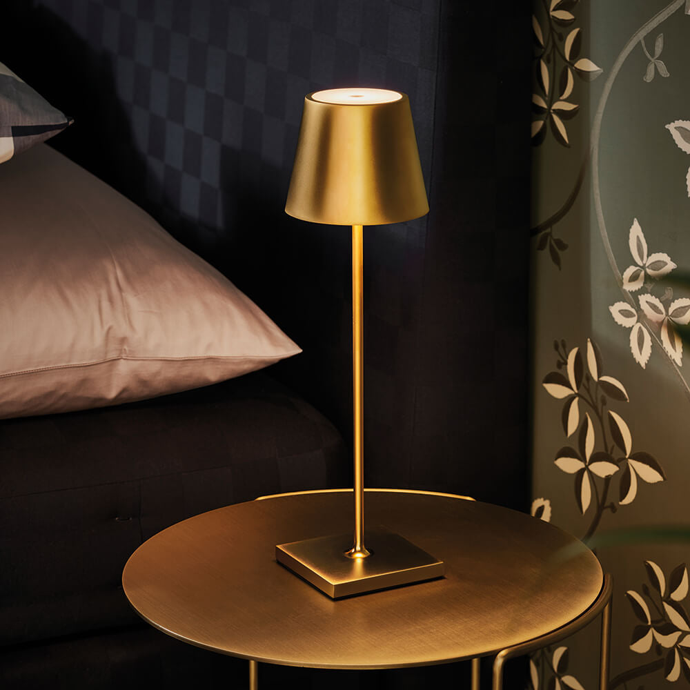 Lumenlux | Discount on multiple purchase - dimmable table lamp with USB -C | elesira