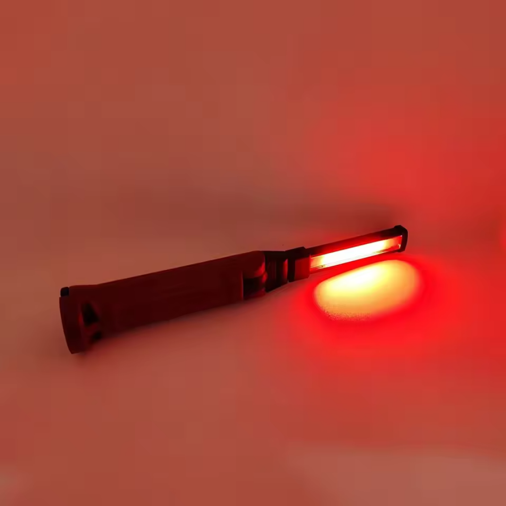 Všestranné pracovní LED světlo otočné o 180° – dobíjecí a vodotěsné | elesira