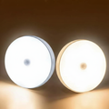Lampes LED intelligentes pour placard, activées par mouvement – rechargeables et faciles à installer | elesira