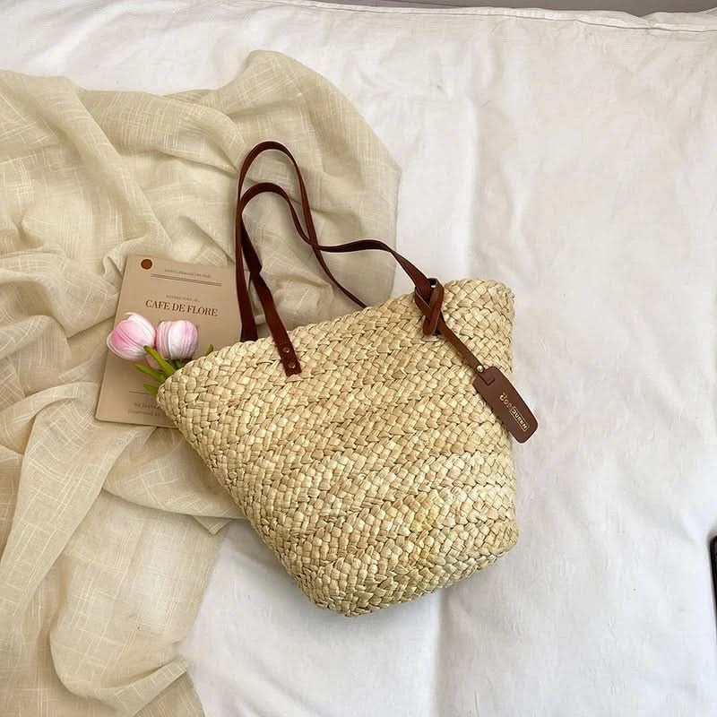 Woven Straw Tote Bag for Beach Use | elesira