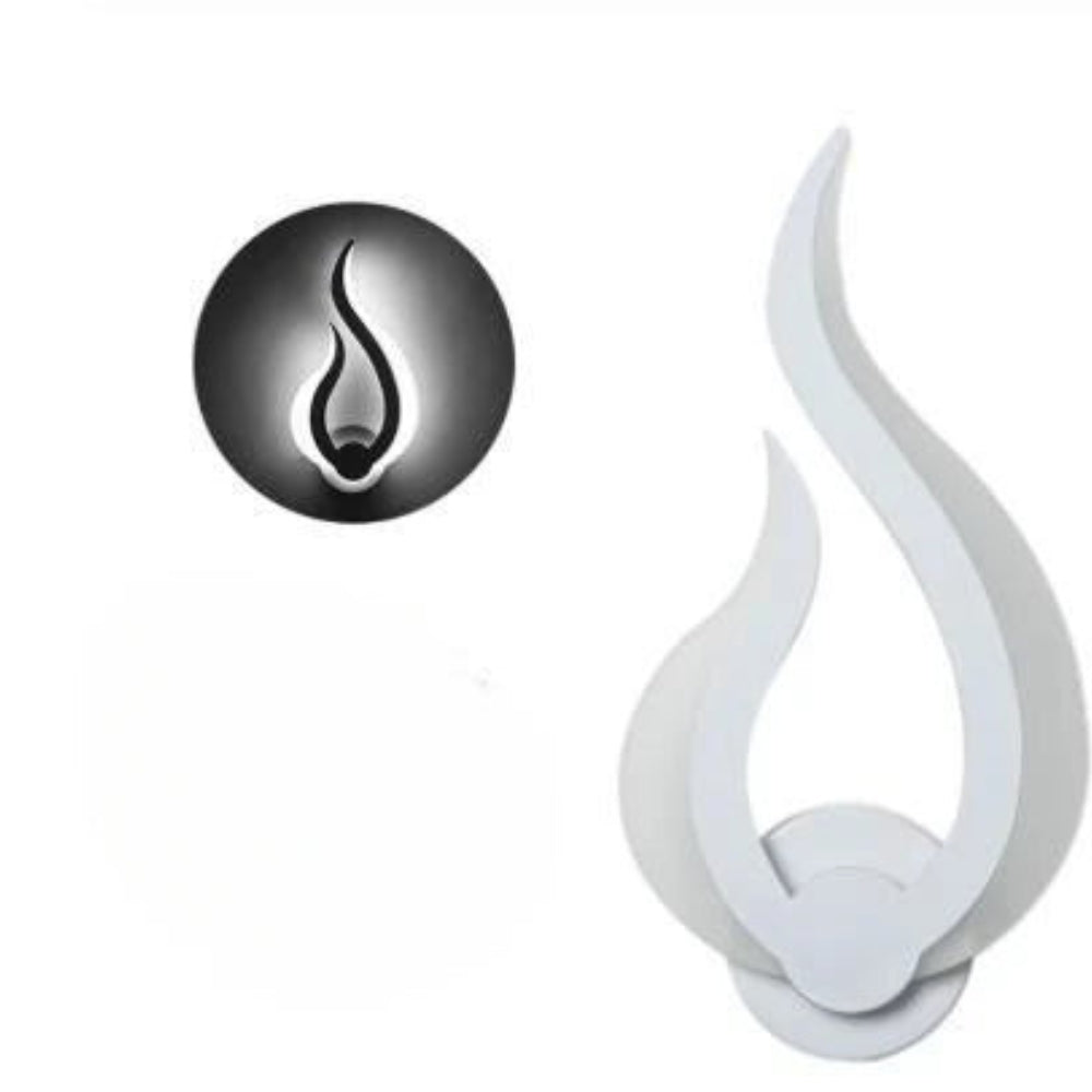 Candleflicker - Flame -shaped Wall lamp for soothing lighting | elesira