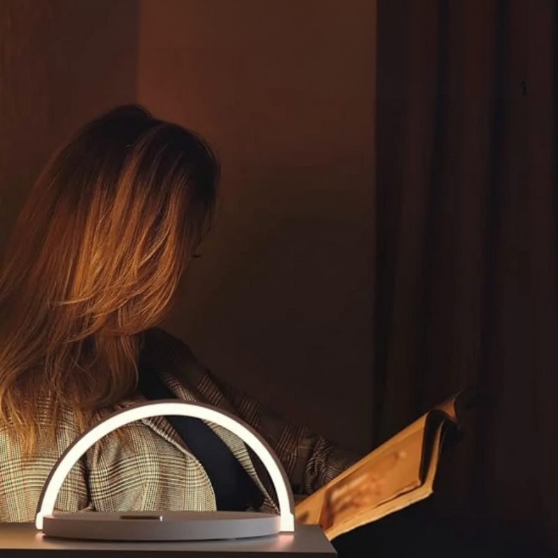 Practical - Wireless Charger 15W with Adjustable Touch Lamp for iPhone and AirPods | elesira