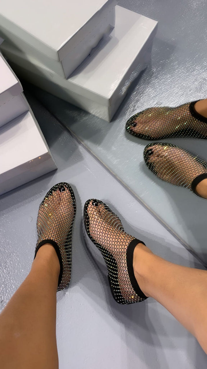 ZephyraLuxe | Caminhe com confiança durante todo o dia, com conforto leve como uma brisa e um estilo cintilante | elesira