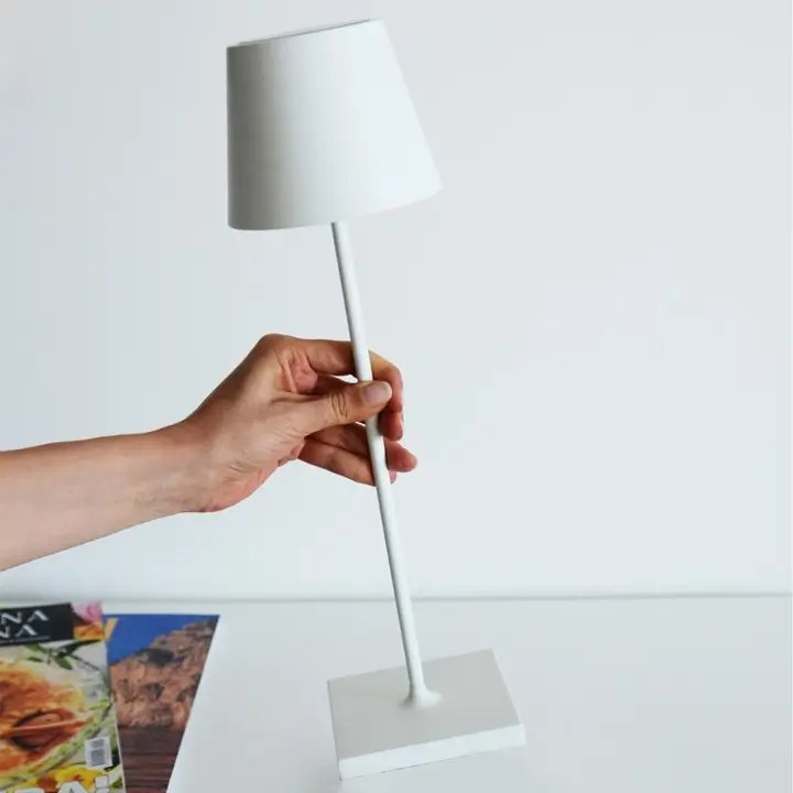 Wireless LED Desk Lamp with Touch Dimmer – Cordless, Clean Ambiance | elesira