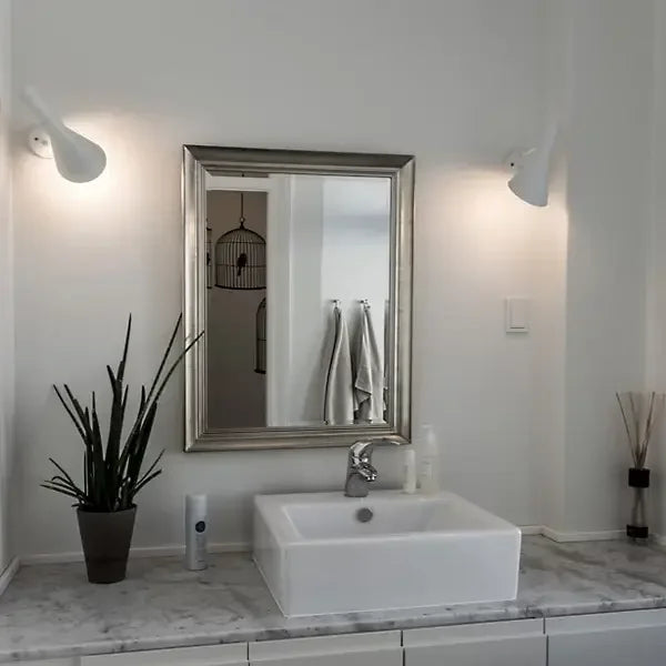 MinimalGlow – modern LED-es asztali lámpa letisztult kialakítással | elesira