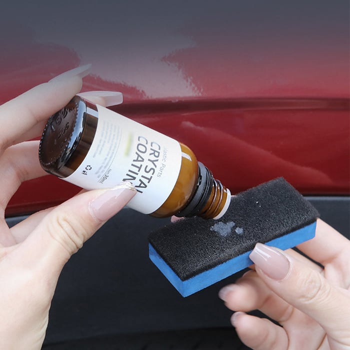 VibranTrim | Geef de kunststof onderdelen van je auto weer een prachtige, langdurige glans die de aandacht trekt | elesira