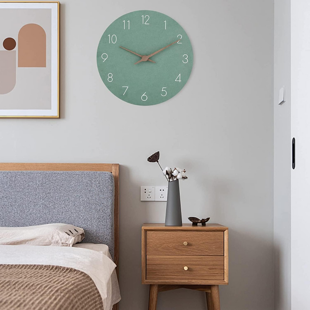 Sleek Timeless Wood Clock for Modern Spaces | elesira