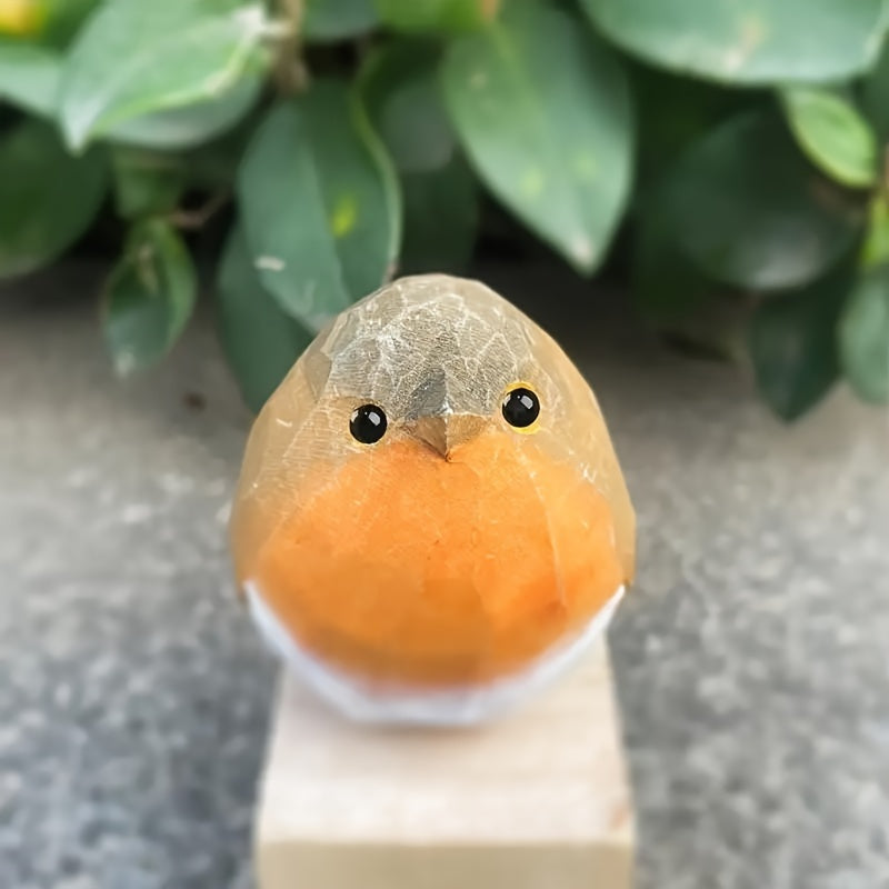 Wooden Figurine of a Hand-Carved Robin | elesira