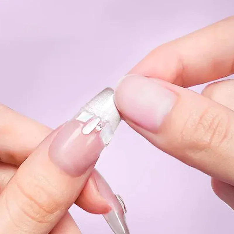 SilqueNail Pen | Transform Your Nails Into a Stunning Statement of Strength and Beauty | elesira