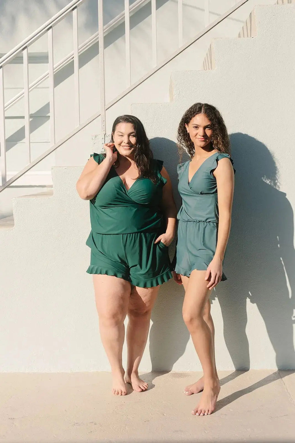 SolaraShift SwimRomper | Desfrute de confiança e liberdade durante todo o dia com um ajuste perfeito | elesira