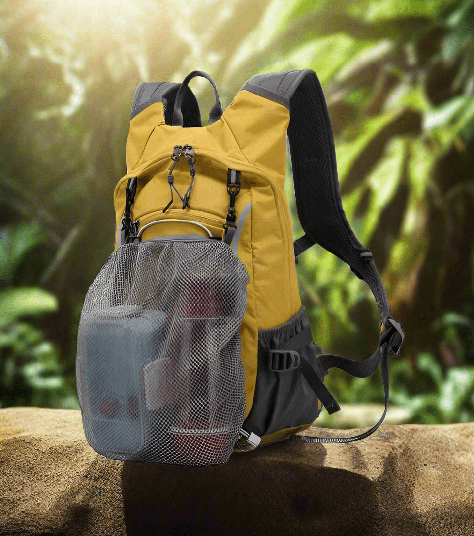 Lehký outdoorový batoh AdventureLite s ergonomickou oporou a voděodolným designem – Elesira