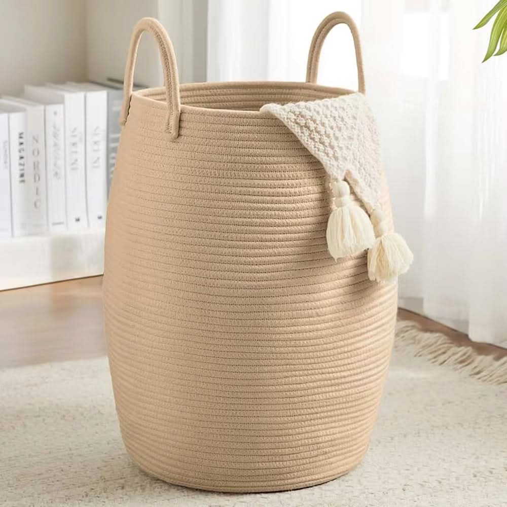 Space-Saving Storage Bag for Dirty Laundry | elesira