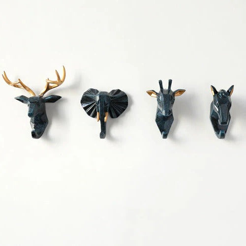 Dyrehoved-væghage med design i resin til nøgler og frakker – Elesira