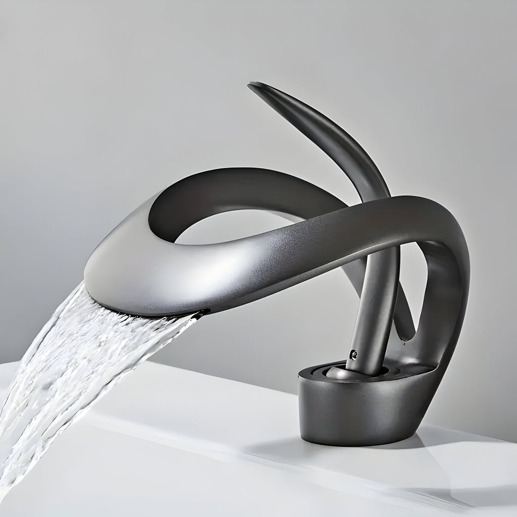 SleekFlow Modern Bathroom Faucet with Single Handle Control | elesira