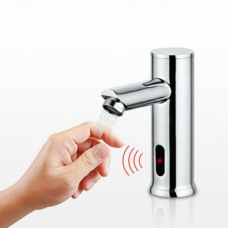 Rubinetto a infrarossi senza contatto SmartFlow per un’igiene senza sforzo | elesira