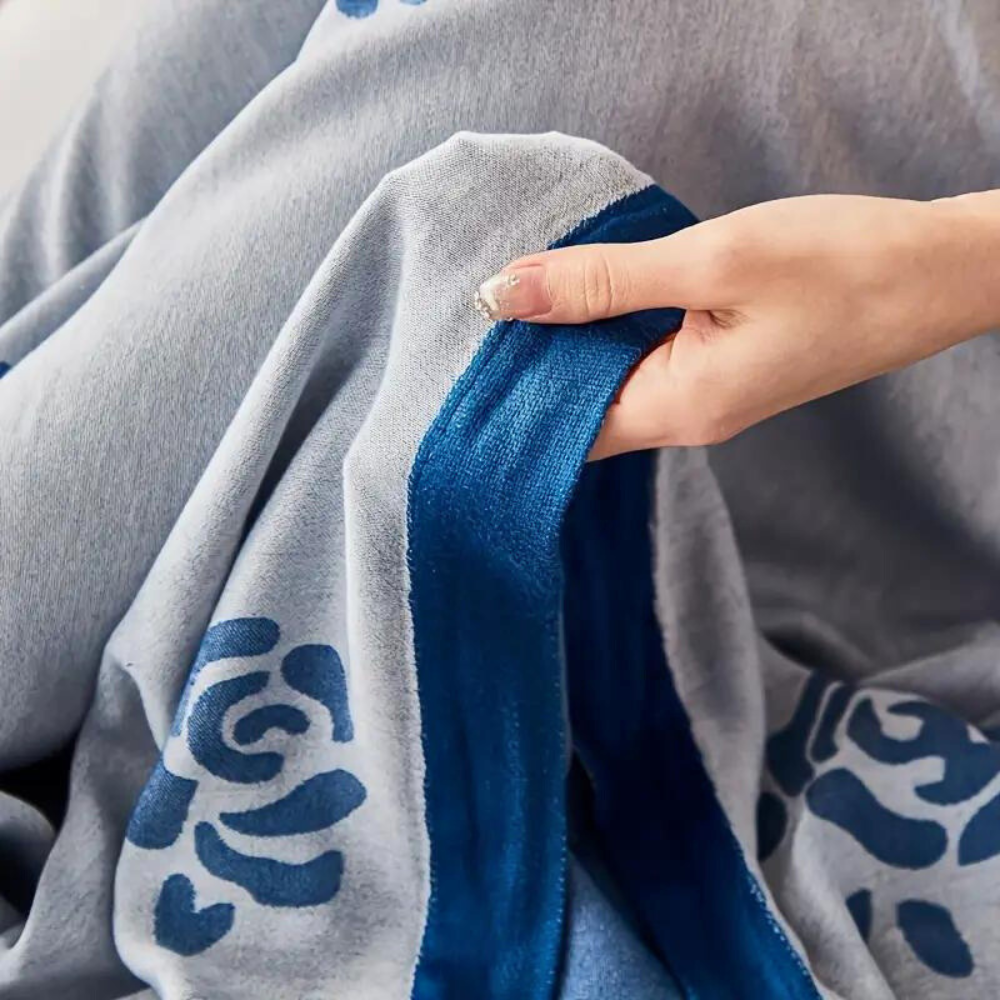 Roze verkoelende deken met bloemenpatroon van bamboevezel voor zomercomfort - Elesira
