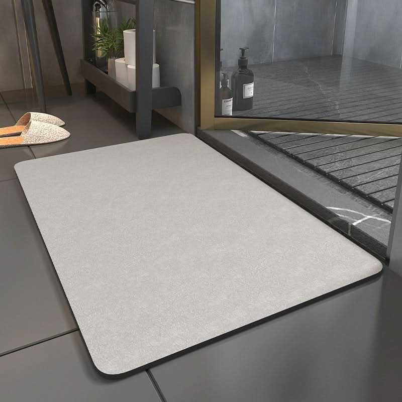 Soft Microfiber Bathroom Rug with Non-Slip Backing | elesira