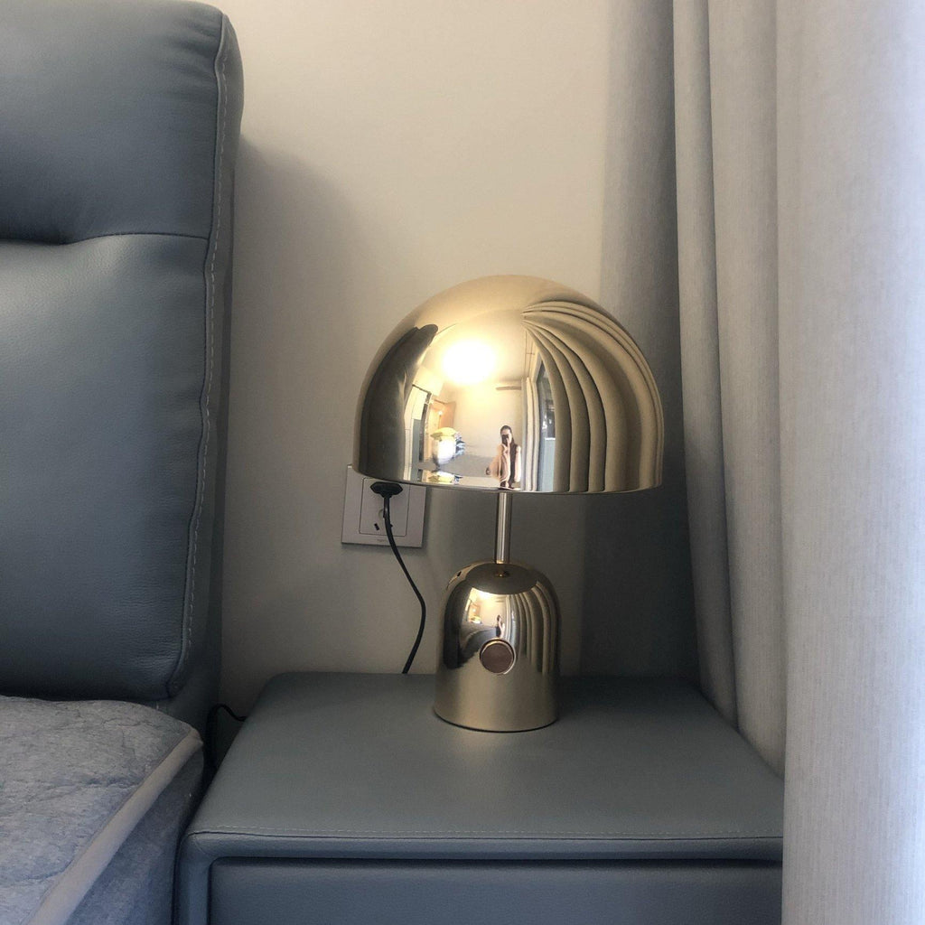 ChimeGlow - Bell table lamp, for an elegant touch of light | elesira