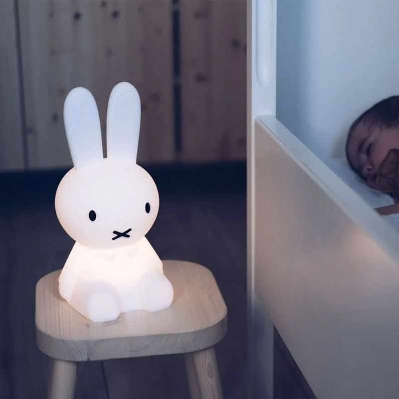Lumibun Soft Nightlight Table Lamp For Childrens Rooms | elesira