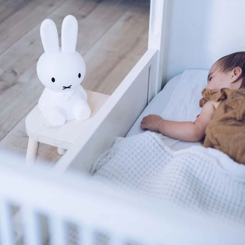 Lumibun Soft Nightlight Table Lamp For Childrens Rooms | elesira