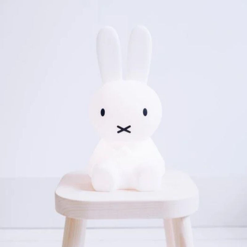 Lumibun Soft Nightlight Table Lamp For Childrens Rooms | elesira