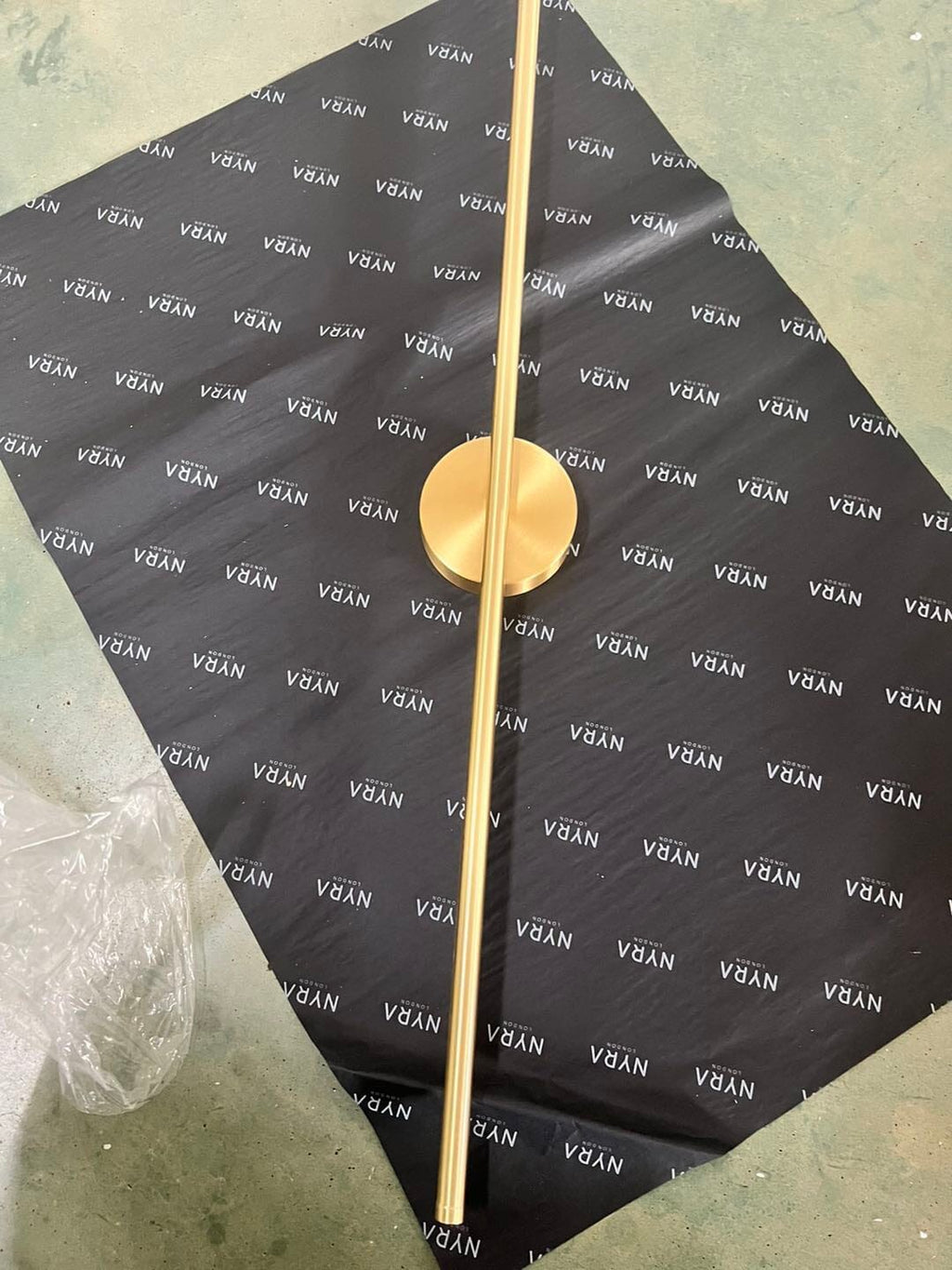 Golden Tube | elesira