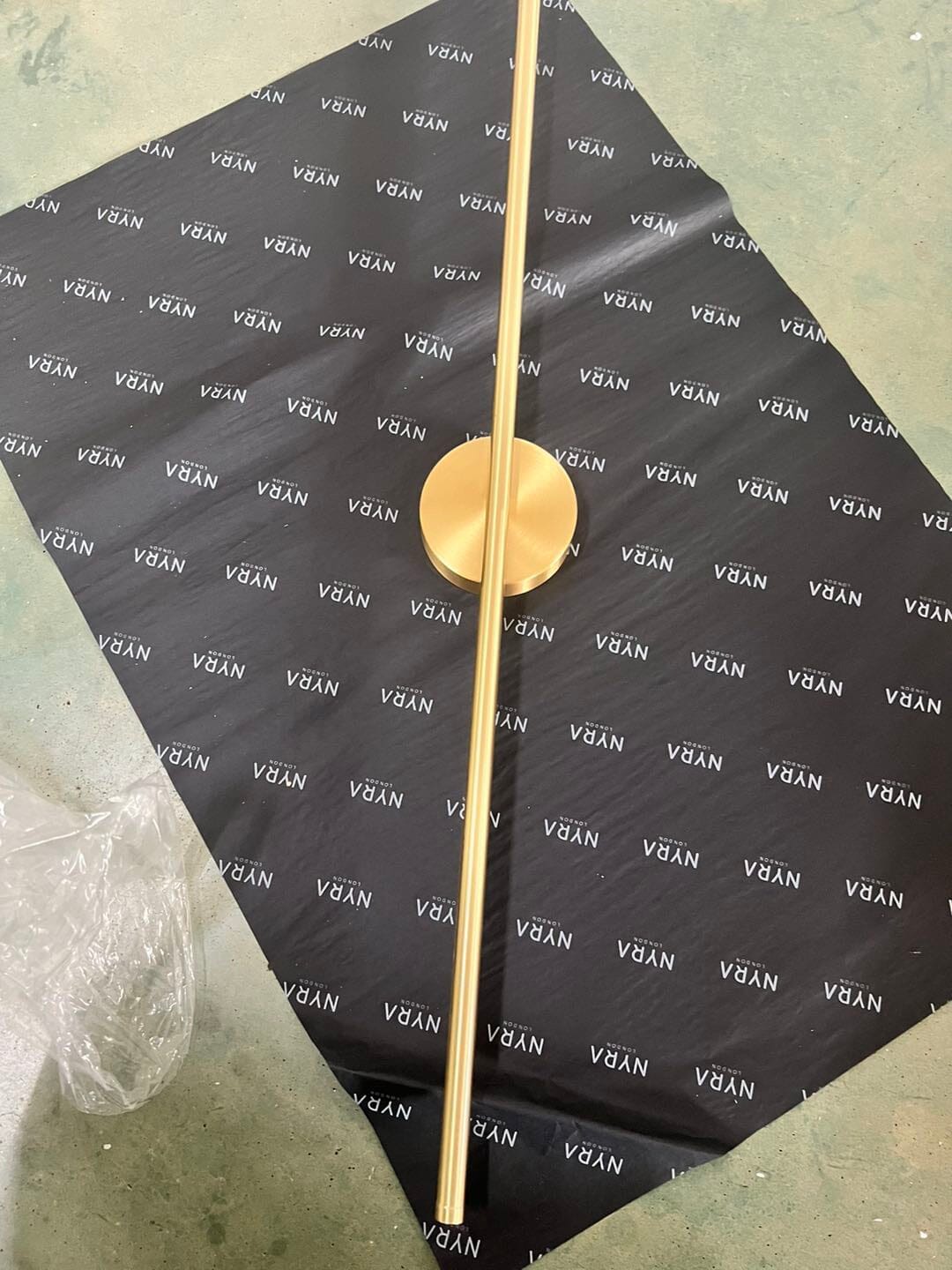 Golden Tube | elesira