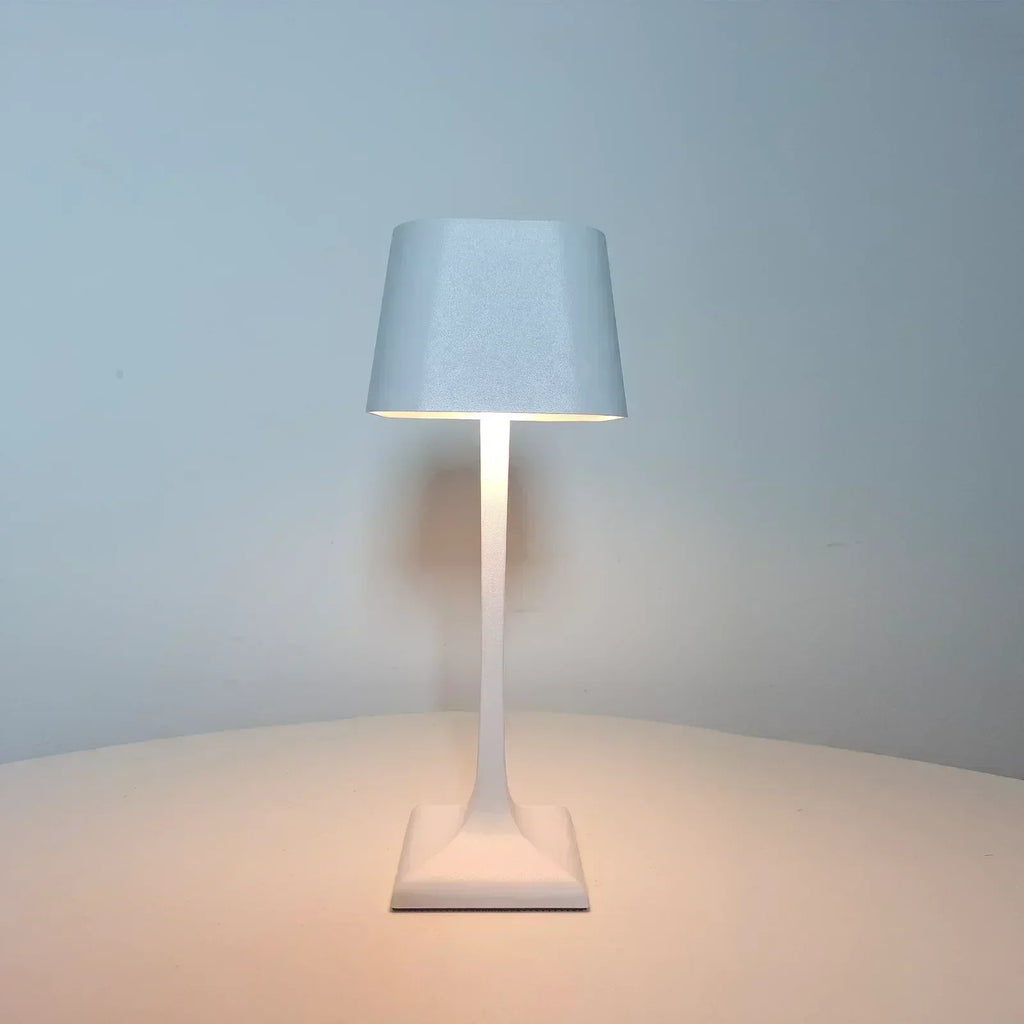 PowerGlow - USB Square Table Lamp | elesira