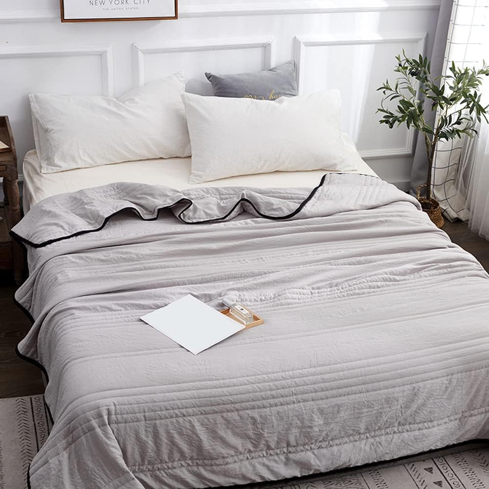 Chill Sleep Blanket With Moisture Wicking Fabric For Hot Sleepers - Elesira