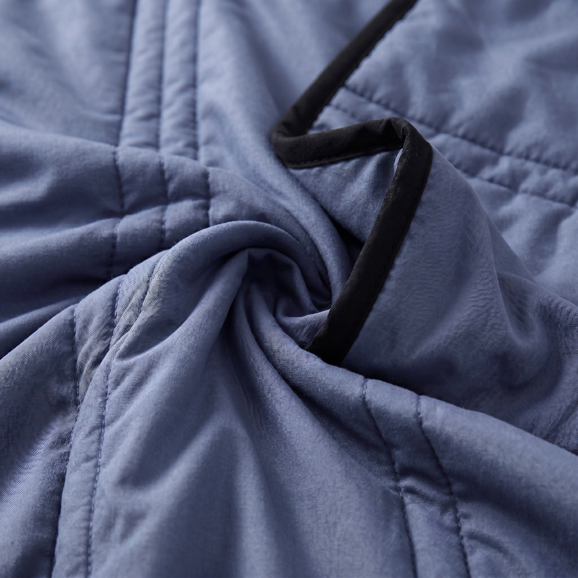 Ice-Infused Cooling Blanket For Hot Sleepers With Breathable Comfort - Elesira