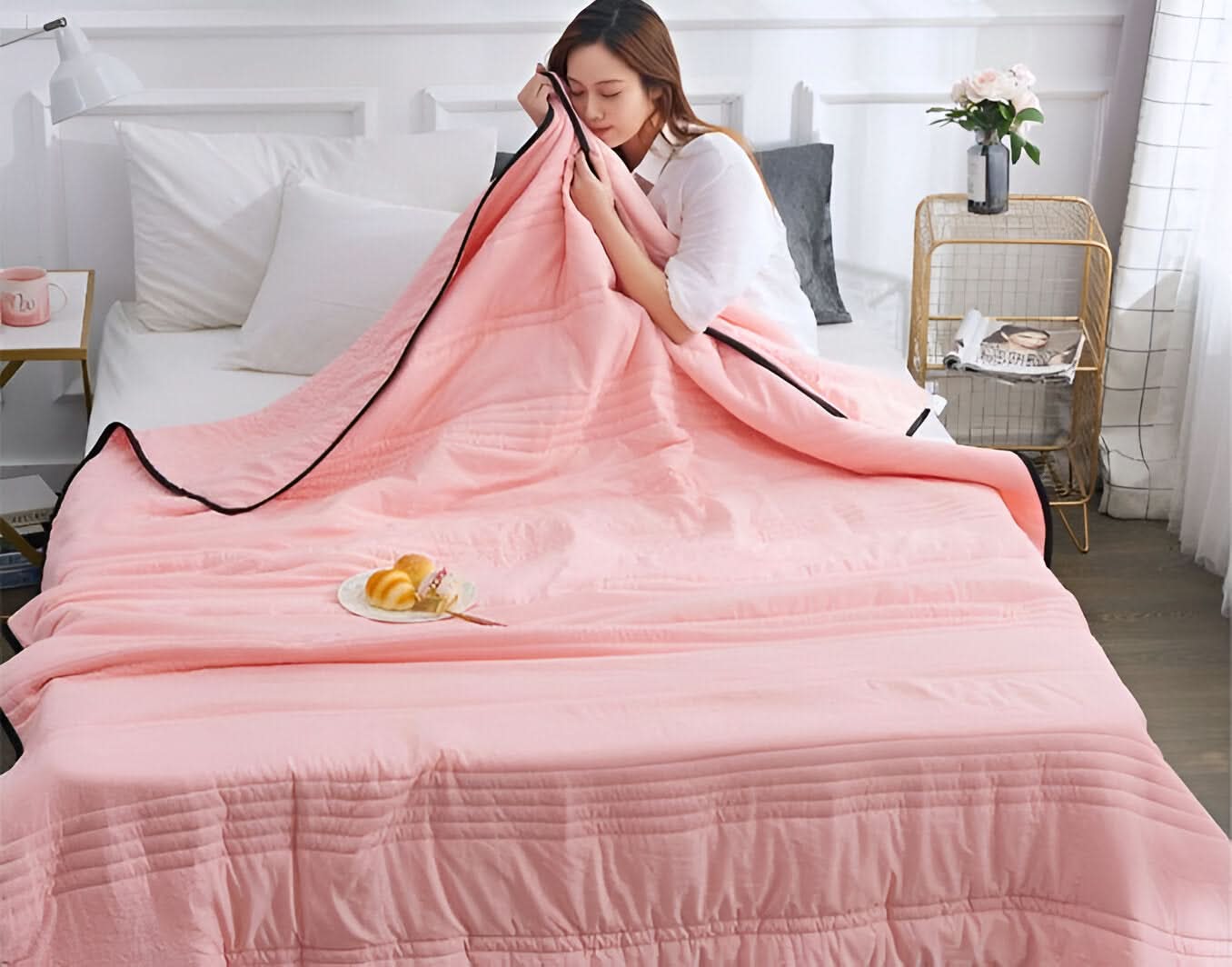 Cool Sleep Blanket With Airy Fabric For Temperature Control - Elesira