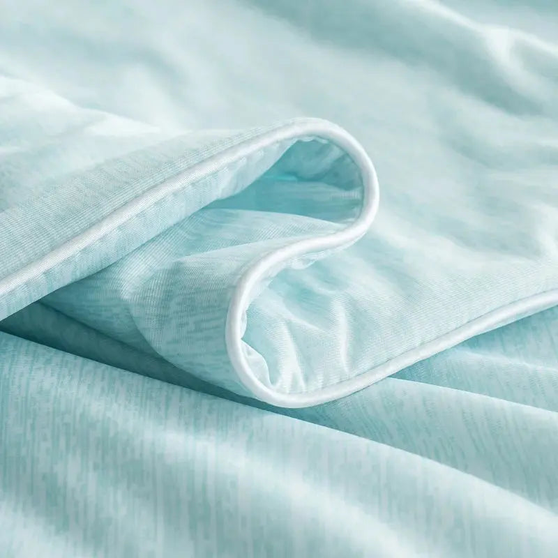 Cooling Summer Blanket With Double-Sided Fabric For Lightweight Comfort And Breathable Sleep - Elesira