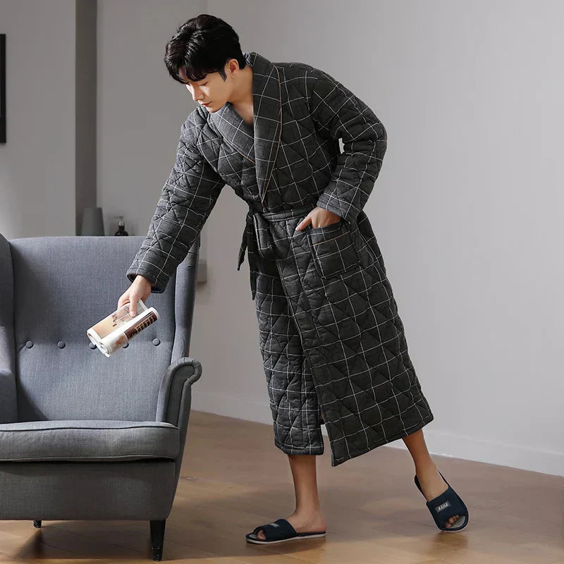 CozyLayer férfi fürdőköpeny háromrétegű steppelt pamutból a melegségért - Elesira