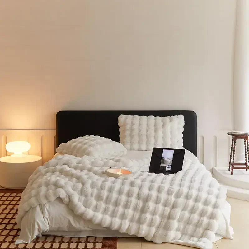Cozy Collection fleecetæppe med vendbare, bløde og glatte teksturer til alle årstider – Elesira