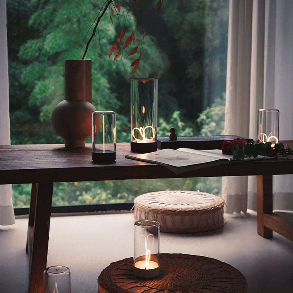 Lumaro | Candeeiro de mesa compacto de design | elesira