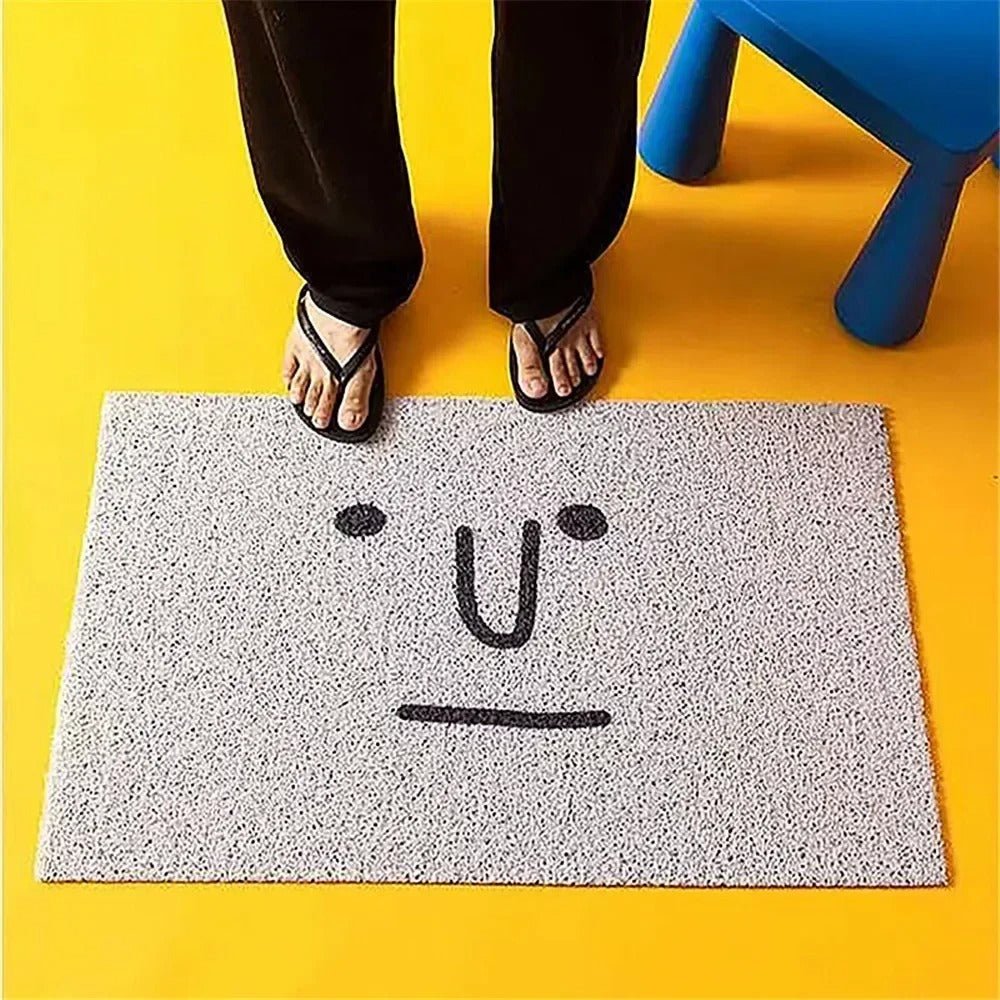 Felpudo de entrada con emoji divertido y agarre fiable | elesira