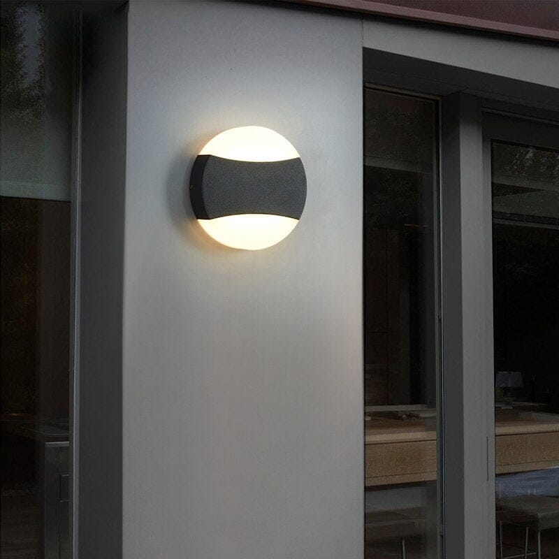 Circle Outdoor Wall Light | elesira