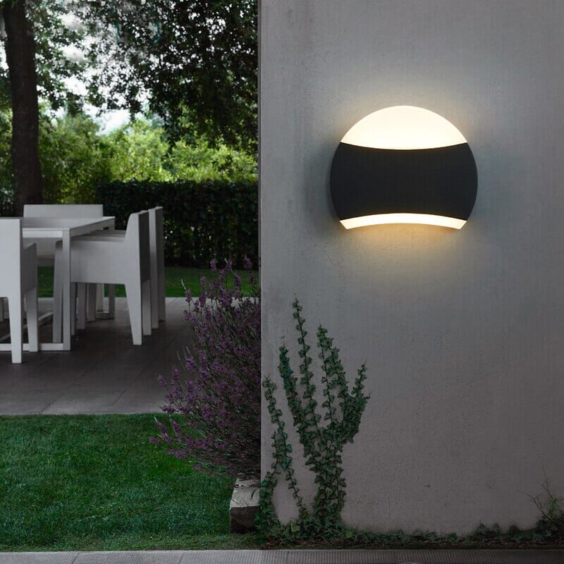Circle Outdoor Wall Light | elesira