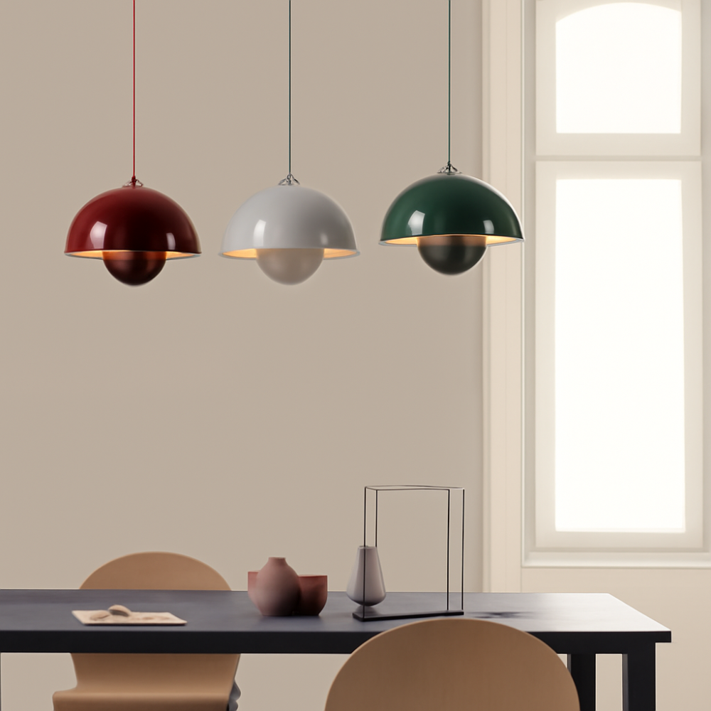 Suspension lumineuse en arc aux couleurs vives pour intérieurs scandinaves modernes | elesira