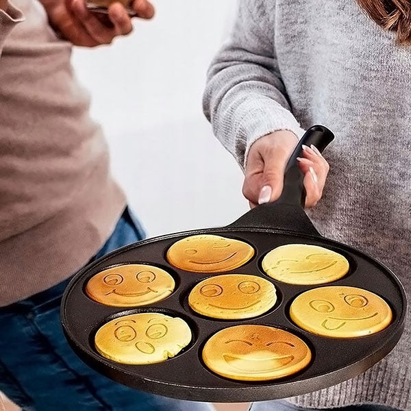 Pandekagemaskine med smileys til en glad start på morgenen | elesira