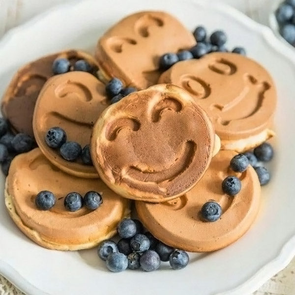 Pandekagemaskine med smileys til en glad start på morgenen | elesira