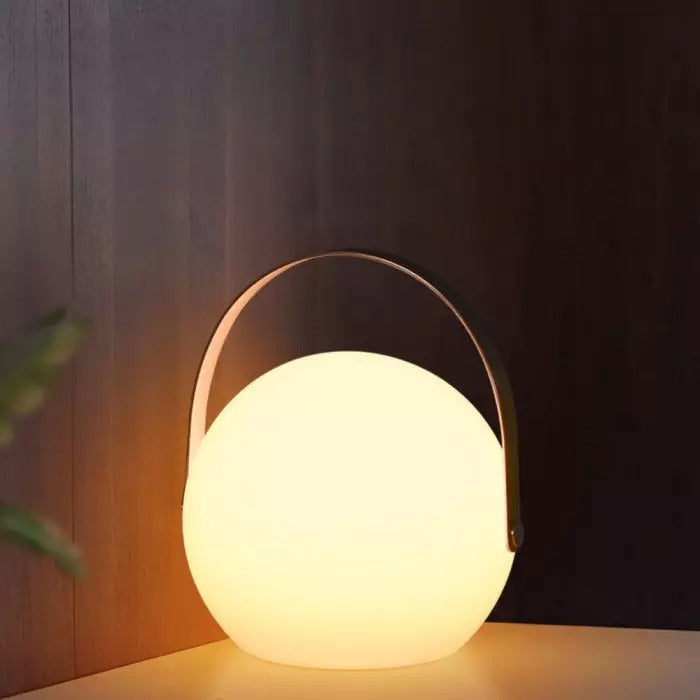 Bezdrátová stolní LED lampa - flexibilní osvětlení pro každé místo | elesira