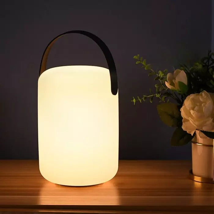 Bezdrátová stolní LED lampa - flexibilní osvětlení pro každé místo | elesira